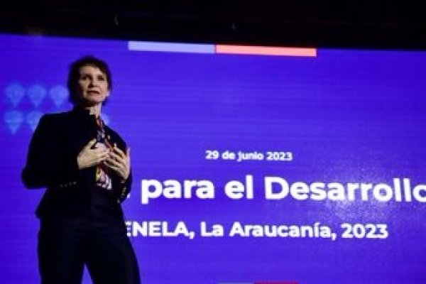 <p>Tohá en Enela insta por pacto fiscal: “El balance estructural nos está mostrando hace varios gobiernos que necesitamos gastar más que lo que logramos recaudar”</p>