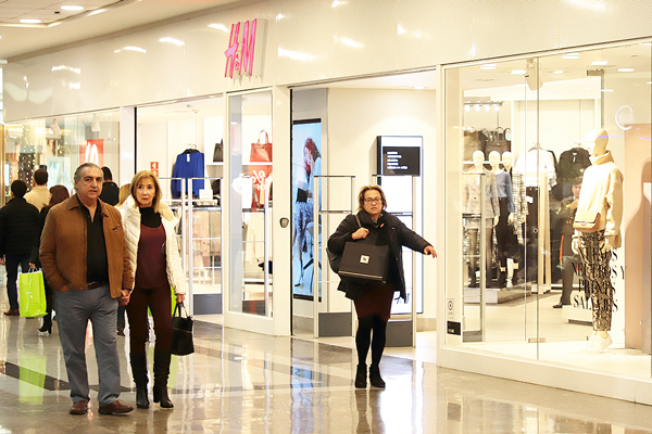H&M remodelará su emblemática tienda en Costanera Center: agregará tercer piso con formato Home