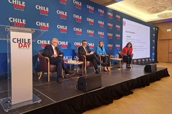 <p>Reforma de pensiones: Marcel se abre en Chile Day a modificar la reorganización de la industria de las AFP</p>