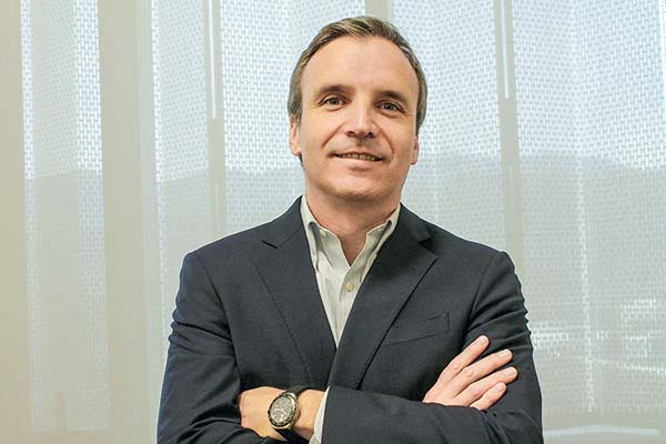 <p>Gustavo Larraín, gerente de Canales Digitales y PYME de Claro Empresas.</p>