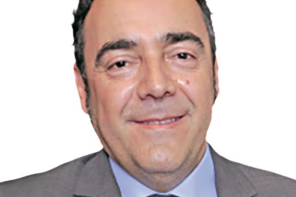 Mal uso de recursos fiscales y reformas del Gobierno