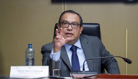 Perú amplía emergencia, incluida zona minera clave, a la espera de nuevas protestas