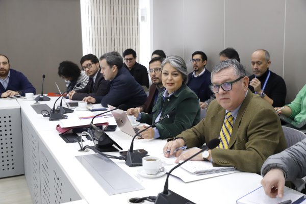 Ministra Jara y decisión de la UDI de bajarse de la mesa técnica por pensiones: "En la política no todo vale"