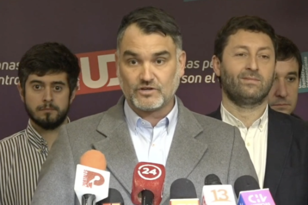 <p>Ahora en DF | Presidente de la UDI hace llamado para que se transparente contenido de caja fuerte robada</p>