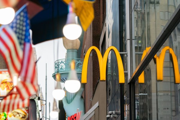 Resultados de McDonald's superan proyecciones, pero advierte desaceleración del crecimiento