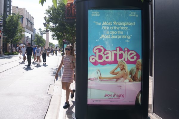 Barbie recauda US$ 500 millones en su semana de estreno y bate múltiples récords