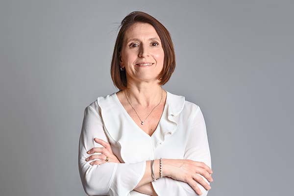 <p>Marcela Perticará, académica UDP: “Tenemos bolsones de pobreza, grupos excluidos a quienes hay que atender”</p>