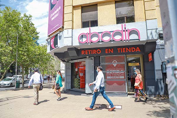 Justicia rechaza demanda del Sernac en contra de ABCDIN por seguros no contratados