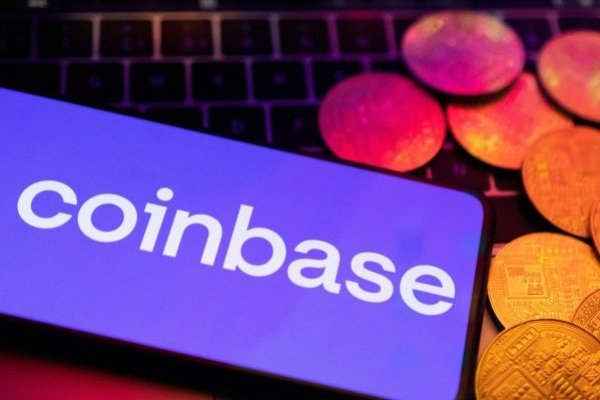 <p>Regulador de EEUU le pidió a Coinbase que detuviera el comercio en todo excepto bitcoin</p>