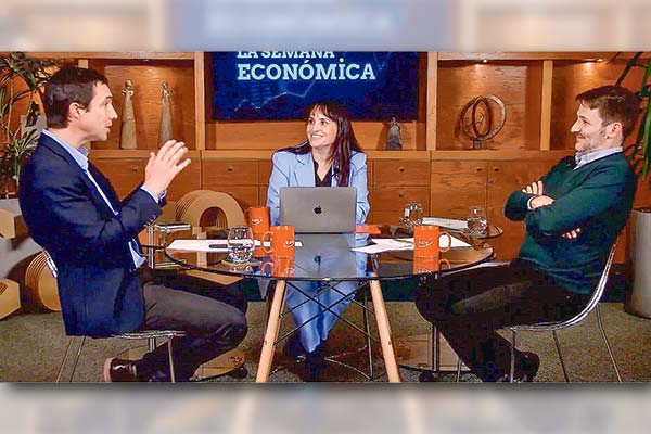 El intercambio de opiniones entre Jobet y Pardow por permisos en proyectos de inversión en encuentro sobre hidrógeno verde