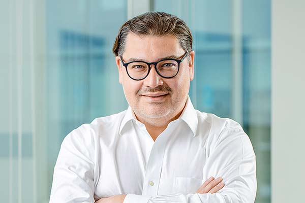 <p>Francisco Rojas, director ejecutivo de Applied Intelligence para Accenture Chile: “La IA generativa podría generar un mercado de US$ 13 mil millones en Chile en ocho años”</p>