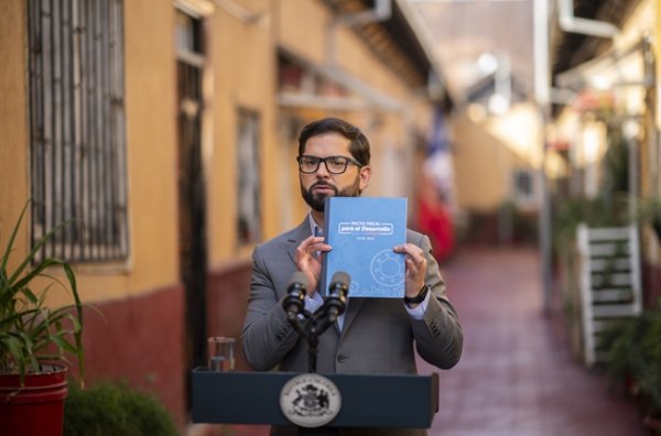 Pacto fiscal: Boric confirma que no insistirá con la reforma tributaria en el Senado y que enviará dos proyectos con foco en antievasión e impuesto a la renta