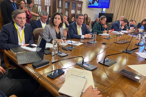 AFP responden al Congreso en medio de debate previsional: "Si las pensiones son bajas no es por las AFP"