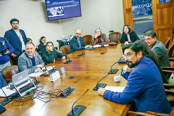 <p>Este miércoles se reunió por primera vez la comisión investigadora de caso convenios.</p>