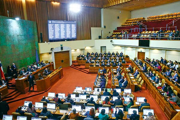 ¿Cuántos votos necesita el Gobierno para aprobar la reforma de pensiones en la Cámara de Diputados?