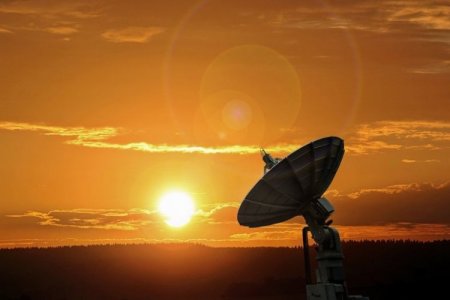 Movistar se asocia con Starlink para ser su proveedor mundial de Internet satelital