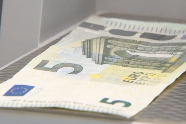 <p>Ahora en DF | Italia anuncia nuevo impuesto a los bancos del 40% sobre las "ganancias inesperadas"</p>