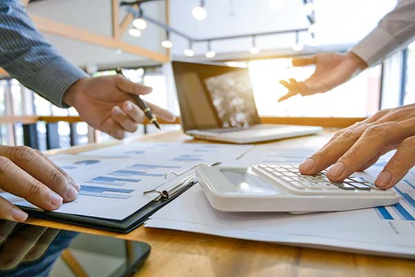 <p>Fondo inglés Advance Global Capital inicia acciones legales contra Factop por millonarios impagos</p>
