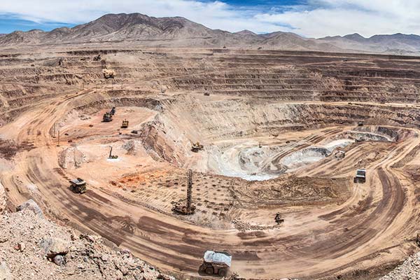 <p>Análisis muestra avances en transformación digital de proveedores de la minería</p>