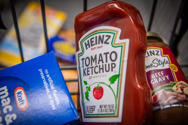 Kraft Heinz designa al jefe de su negocio en Norteamérica, Carlos Abrams-Rivera, como nuevo director ejecutivo