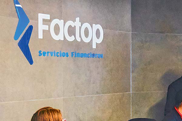 <p>Fondo inglés AGC redobla ofensiva legal contra Factop: presenta nueva acción judicial y acusa estafa</p>