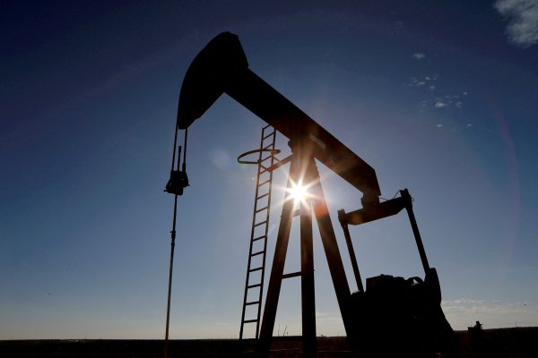 Petróleo seguirá al alza y ya apunta a US$100