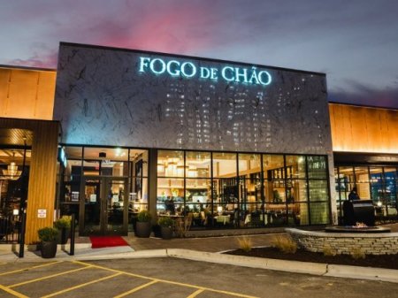 El fondo estadounidense Bain Capital compró la reconocida cadena brasileña Fogo de Chão por US$ 1.100 millones