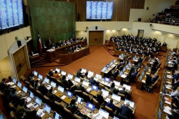 Preocupación en el oficialismo por real intención de Chile Vamos en materia de pensiones
