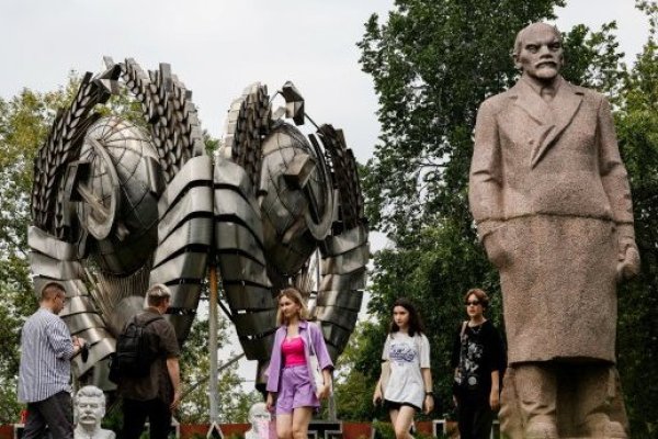 <p>"Barbie" también es un éxito de taquilla en Rusia... pero de copias piratas tras las sanciones por la invasión a Ucrania</p>