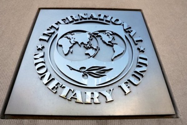 FMI da espaldarazo al ajuste económico en Chile, pero advierte sobre la persistencia del riesgo de descontento social
