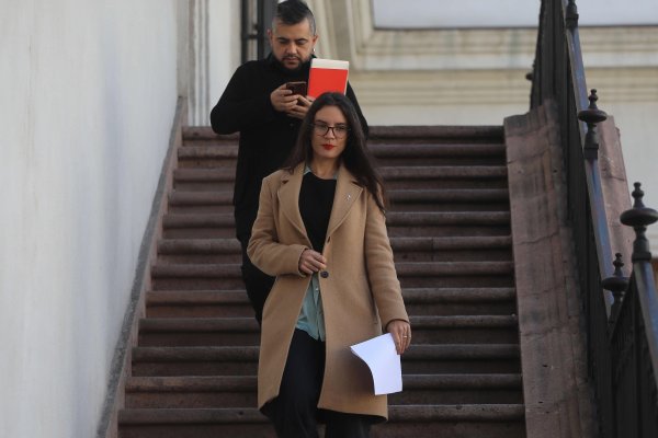 <p>Ministra Vallejo y aprobación de pacto fiscal: "Tenemos optimismo moderado, pero el diálogo es la única vía. Ningún sector político tiene la mayoría suficiente para imponer nada"</p>