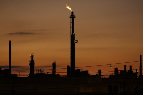 Exxon prevé que el petróleo y el gas aún cubrirán más de la mitad de las necesidades energéticas mundiales en 2050