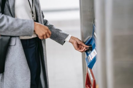 Touch Card: las primeras tarjetas de crédito y débito para personas con discapacidad visual en Colombia