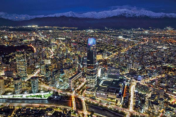 <p>Alzas de la luz: Gobierno estudia mecanismos de protección y se reaviva debate por soluciones</p>