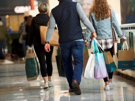 Principales retailers de América Latina continúan presionados por la inflación y los gastos: ¿cómo les ha ido en el año?