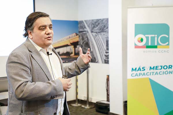 Estudio revela amplia brecha en la capacitación de trabajadores de altos ingresos versus sectores vulnerables
