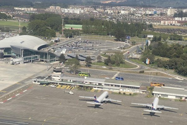 <p>Seremi de Biobío se reúne con aerolíneas para evaluar la implementación de nuevas rutas internacionales y nacionales en la región</p>