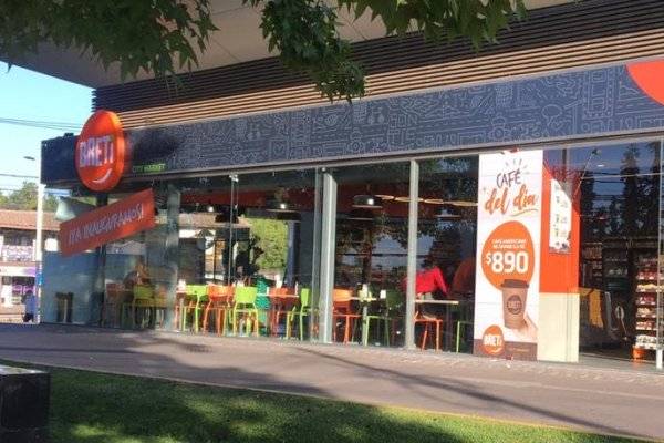 <p>Manfred Paulmann traspasará a Cencosud la cadena de tiendas de conveniencia Breti</p>