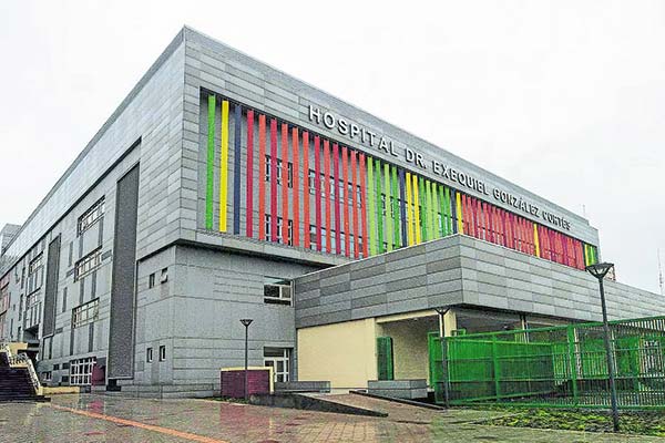 <p>Hospital Exequiel González Cortés.</p>