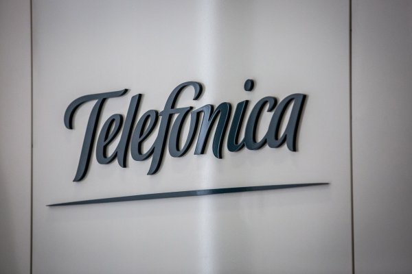 <p>Compañía saudí compra el 9,9% de Telefónica en una operación de US$ 2.250 millones</p>