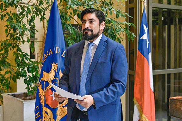 Rubén Oyarzo, diputado Partido de la Gente: “Para un 4% y 2% no están los votos del Partido de la Gente”