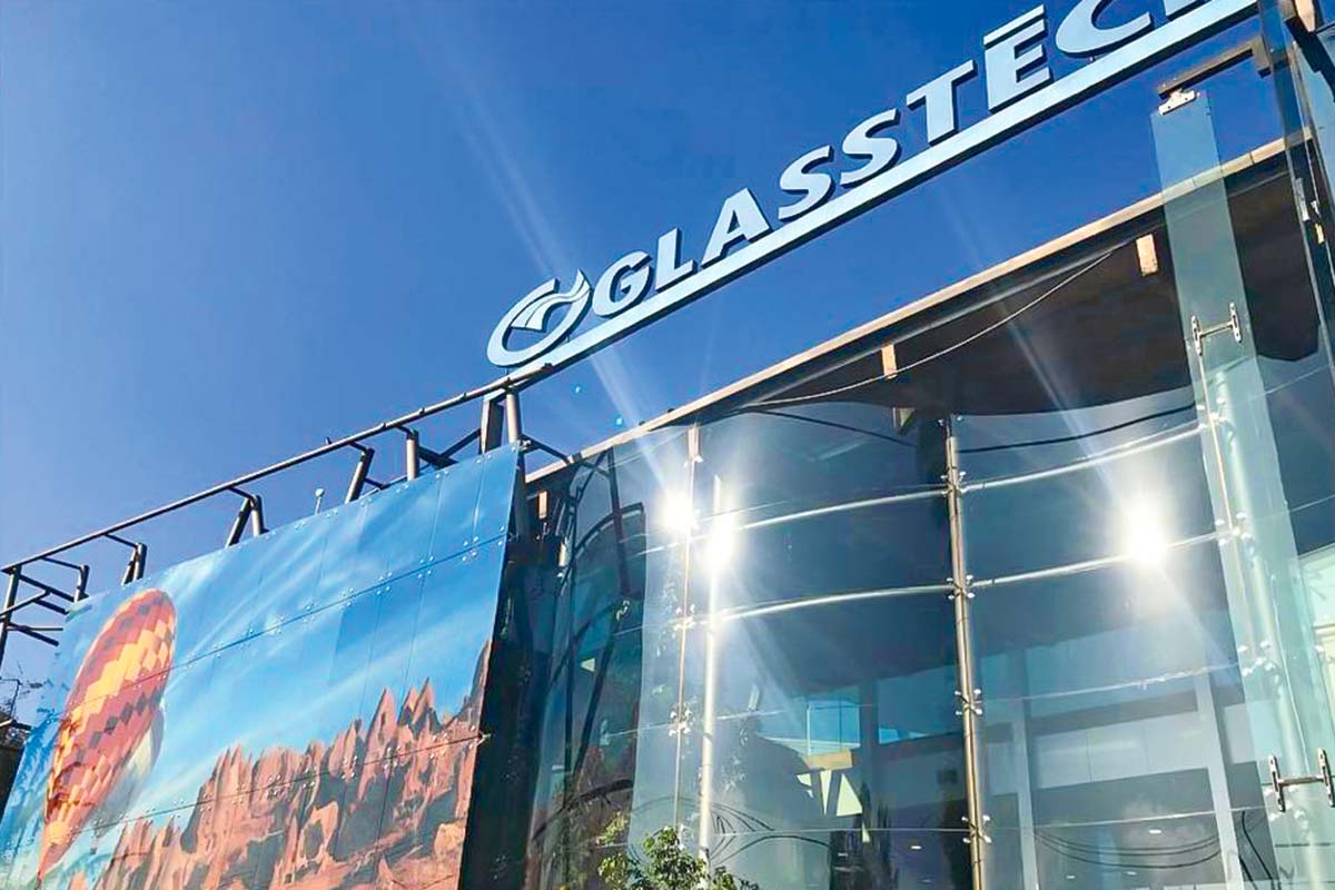 <p>Family office de Felipe Ibáñez toma control de Glasstech</p>