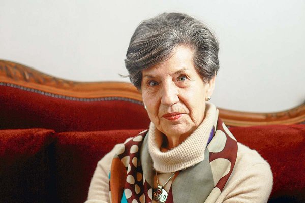 <p>Isabel Allende y su libro con recuerdos personales del 11: “Me cerré durante cincuenta años”</p>