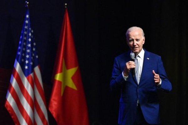 Tras reunión con primer ministro chino, Biden duda que Beijing pueda invadir Taiwán en medio de sus problemas económicos