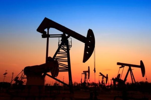 El mundo llegó al “principio del fin” de la era de los combustibles fósiles, asegura la Agencia Internacional de Energía