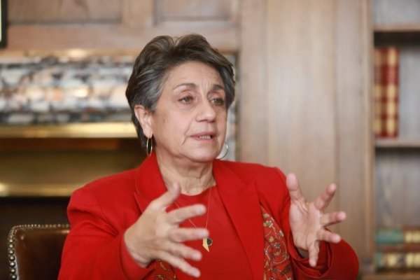 <p>Ministra del MOP emplaza a constructoras por socavón en dunas: "Tienen que hacerse responsables también"</p>