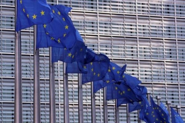 <p>La inflación de la zona euro disminuyó a 5,2% en agosto, según datos revisados a la baja</p>