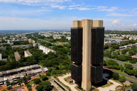 Banco Central de Brasil recorta la tasa de interés en 50 puntos por segunda vez consecutiva: es la cifra más baja en 16 meses