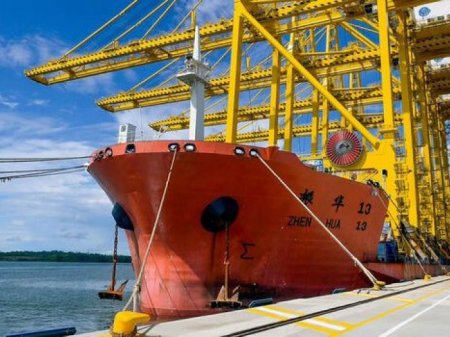 Tráfico portuario de Colombia cae en el primer semestre: hubo más buques movilizados, pero menos volúmen de carga