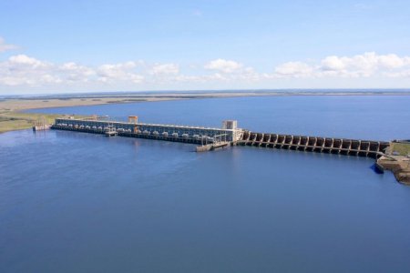 ¿Guerra latente?: Un funcionario paraguayo exigió levantar las armas contra Argentina por disputa de represa hidroeléctrica